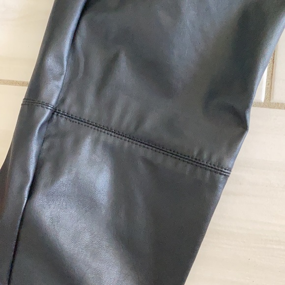H&M Faux Leather Pants in Black - Picture 6 of 6